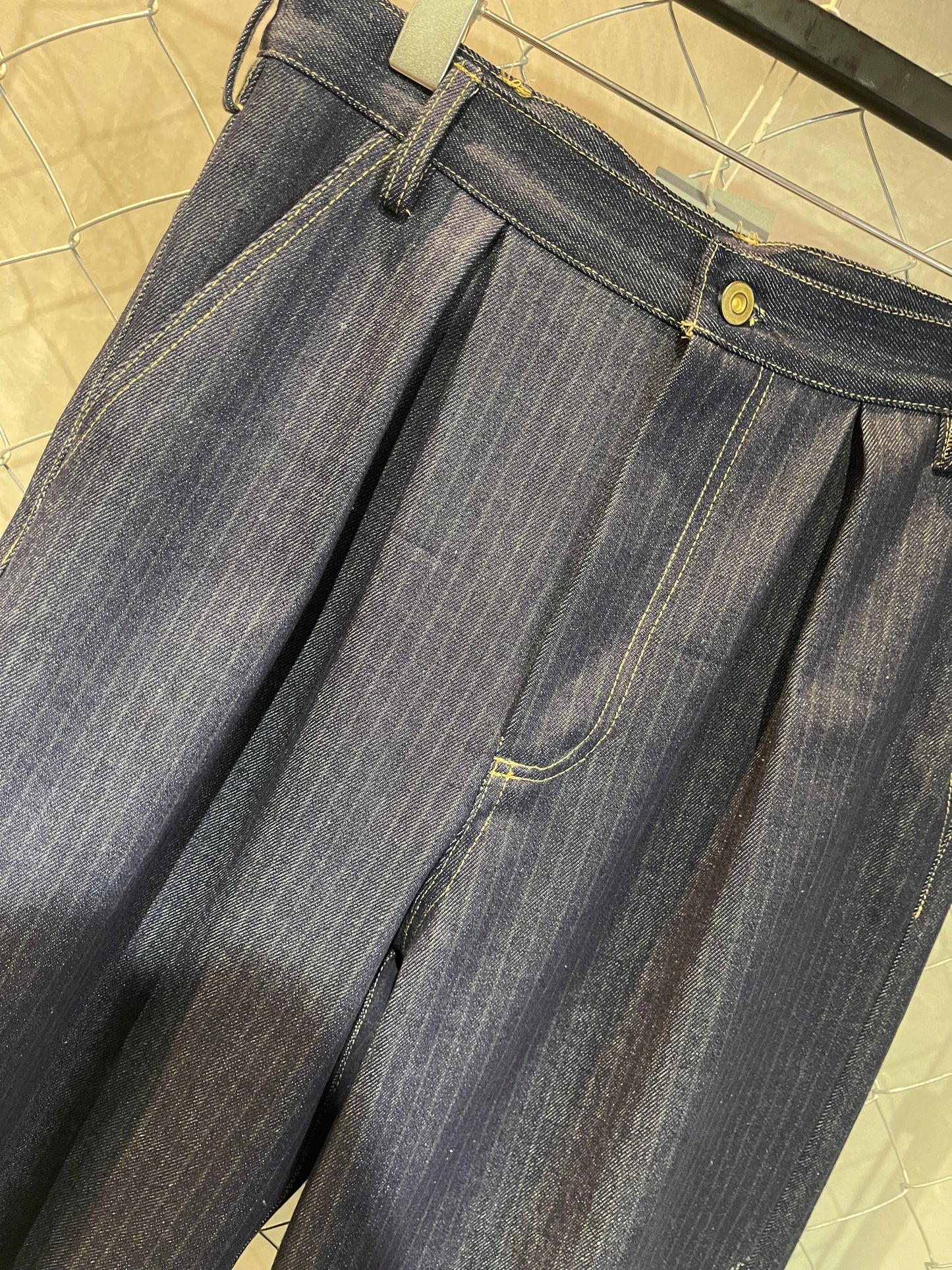 DIAGONAL DENIM