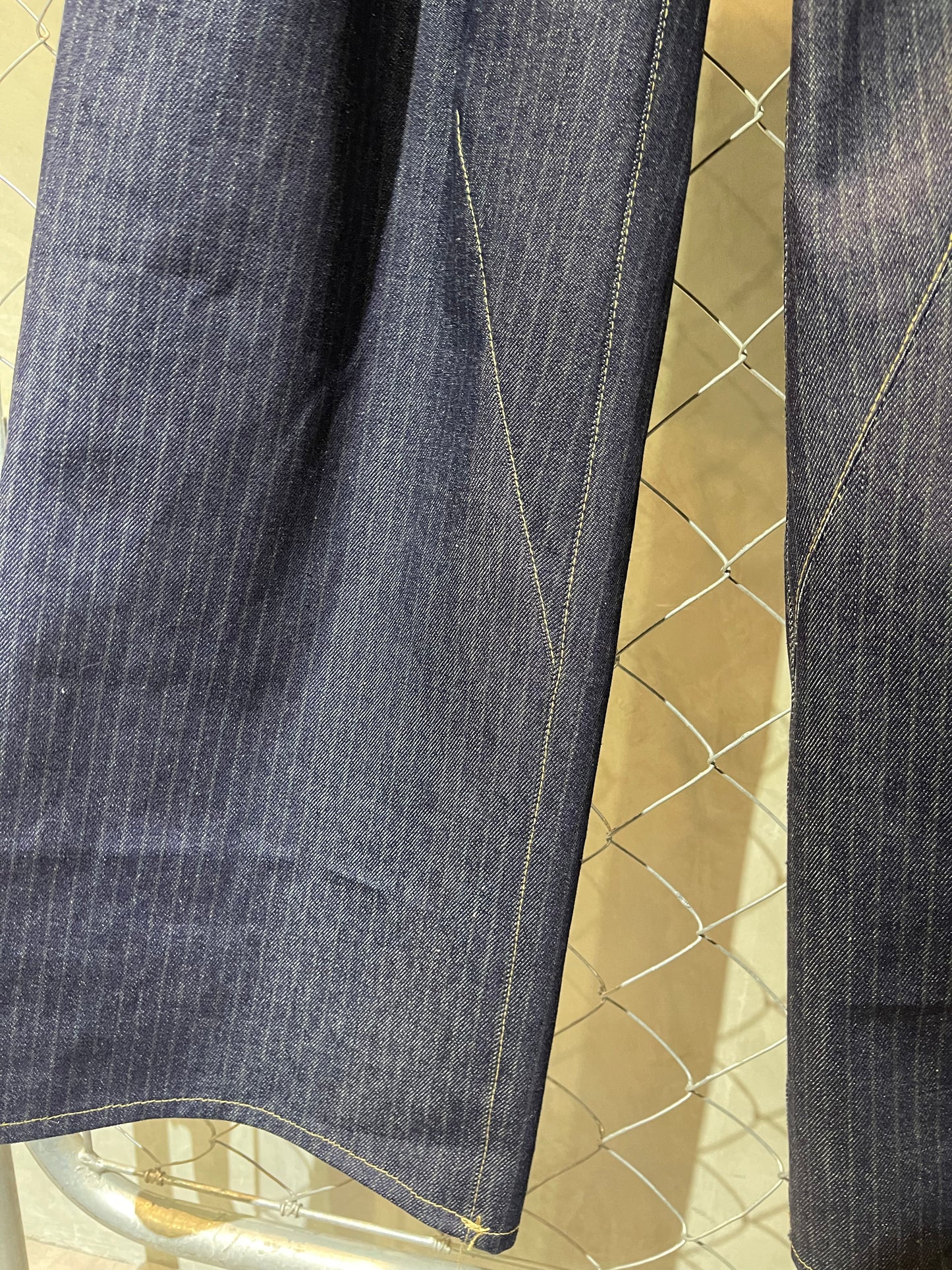 DIAGONAL DENIM
