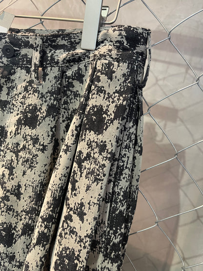 DAPPLE WILD TUCK DENIM