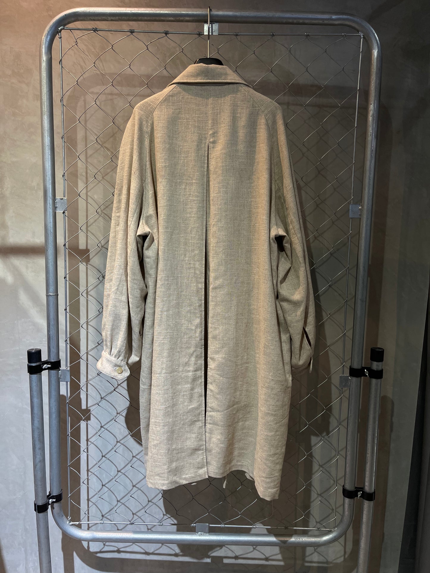 BALLOON SLEEVE COAT